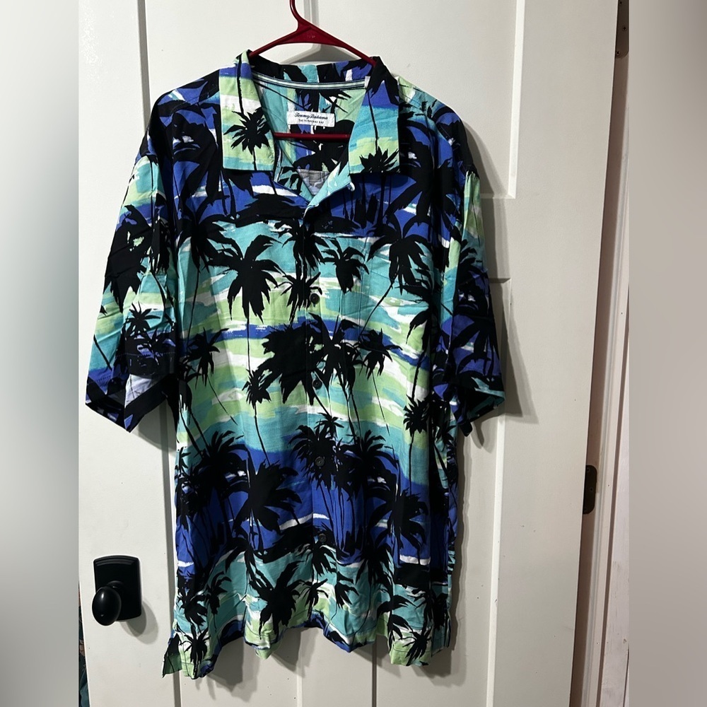 Tommy Bahama Original Fit Sunset Blue Island Camp  Hawaiian Shirt Men 2XL